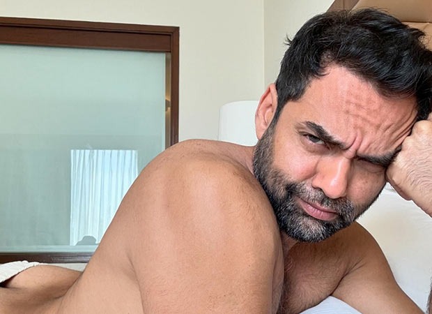 Abhay Deol raises temperatures with steamy bedroom pics on Instagram : Bollywood News – Global Prabhat